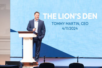 Tebow Group CEO Tommy Martin speaking at The Lion's Den DFW on the DBU campus