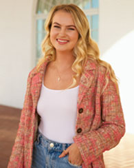 scholarship-winners-2022 bethany-sikute