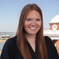 headshot of Leslie Moulton