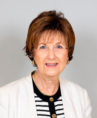 headshot of joanne hix