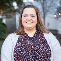 headshot of Hannah Jones
