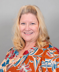 Dr. Julia Hyman