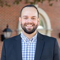 headshot of David Reyes