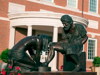servant leadership statue