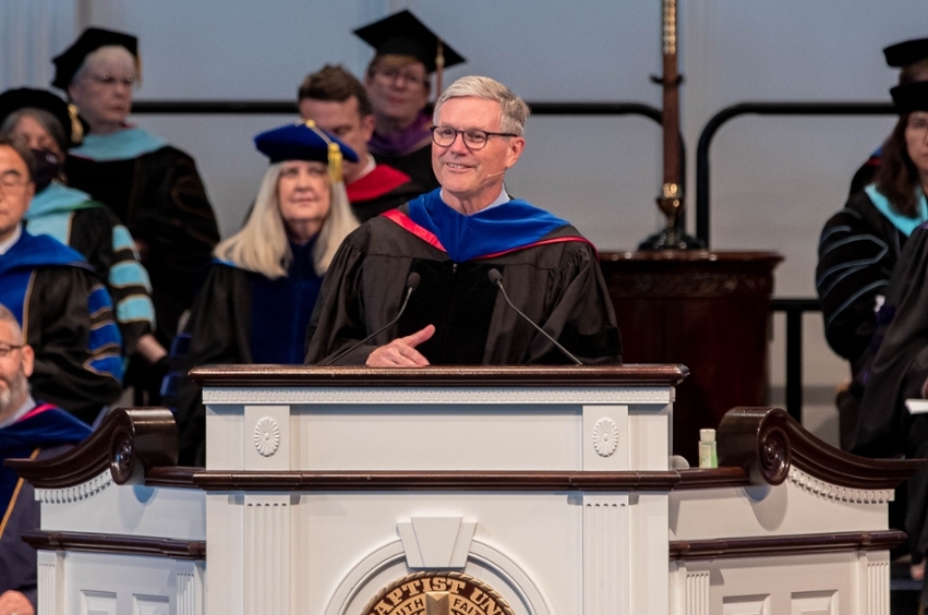 Dr. David Lowrie speaking at Commencement