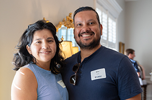 college parents standing together